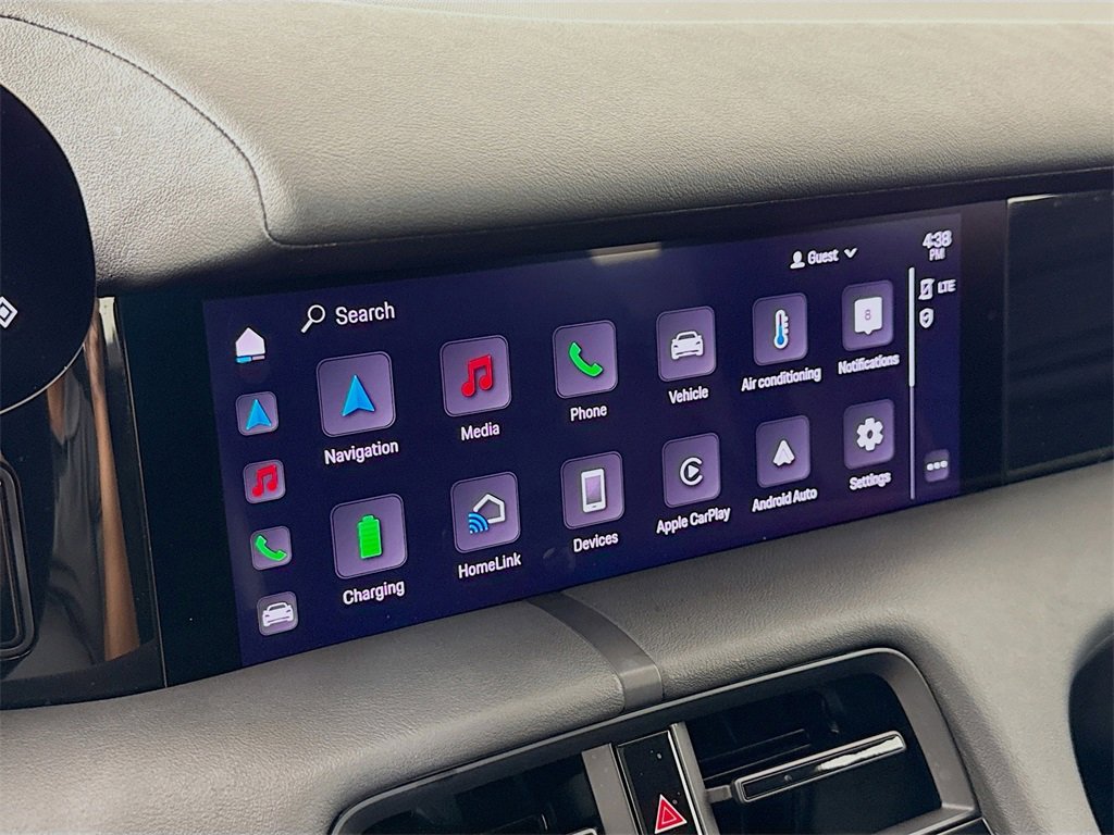 Used 2024 Porsche Taycan image 17