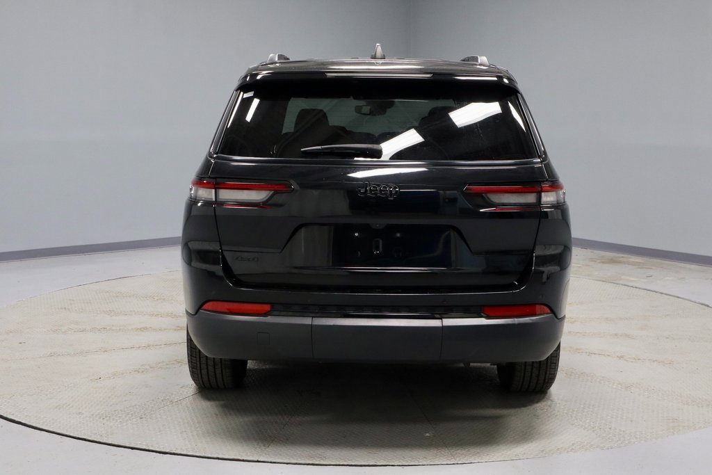Used 2024 Jeep Grand Cherokee L Laredo image 12