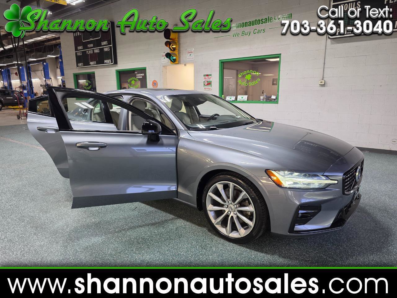 Used 2021 Volvo S60 T5 Momentum w/ Premium Package image 1