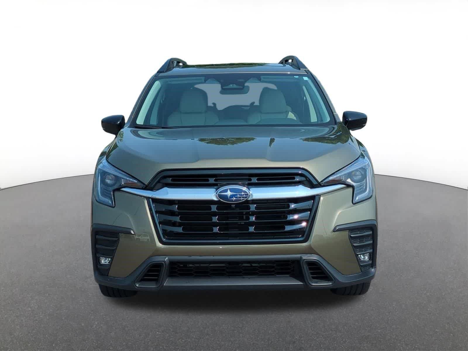 Used 2024 Subaru Ascent Limited w/ Technology Package AWD/4WD image 9