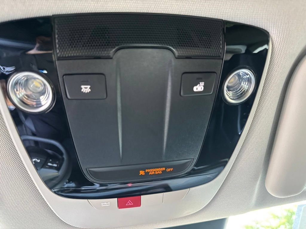 Used 2025 Kia EV6 Light w/ Light LR Technology Package AWD/4WD image 21