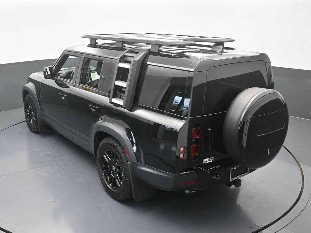Used 2023 Land Rover Defender 130 SE AWD/4WD image 55