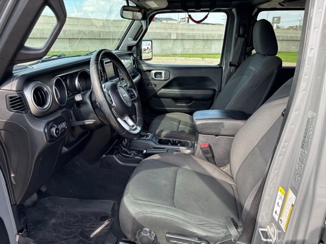 Used 2019 Jeep Wrangler Unlimited Sahara w/ Cold Weather Group image 7
