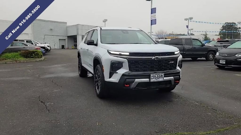 New 2026 Chevrolet Traverse Z71 w/ Enhanced Driving Package image 3