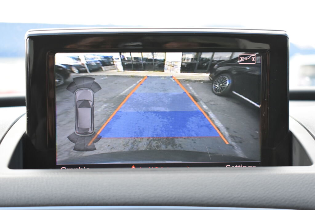 Used 2017 Audi Q3 2.0T Prestige w/ Prestige Package image 21