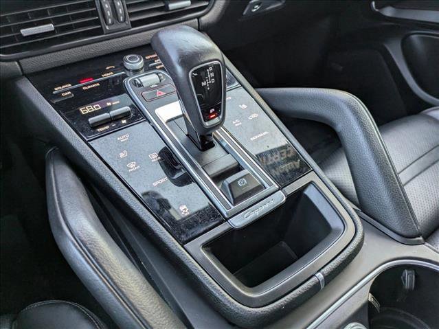 Used 2020 Porsche Cayenne image 12