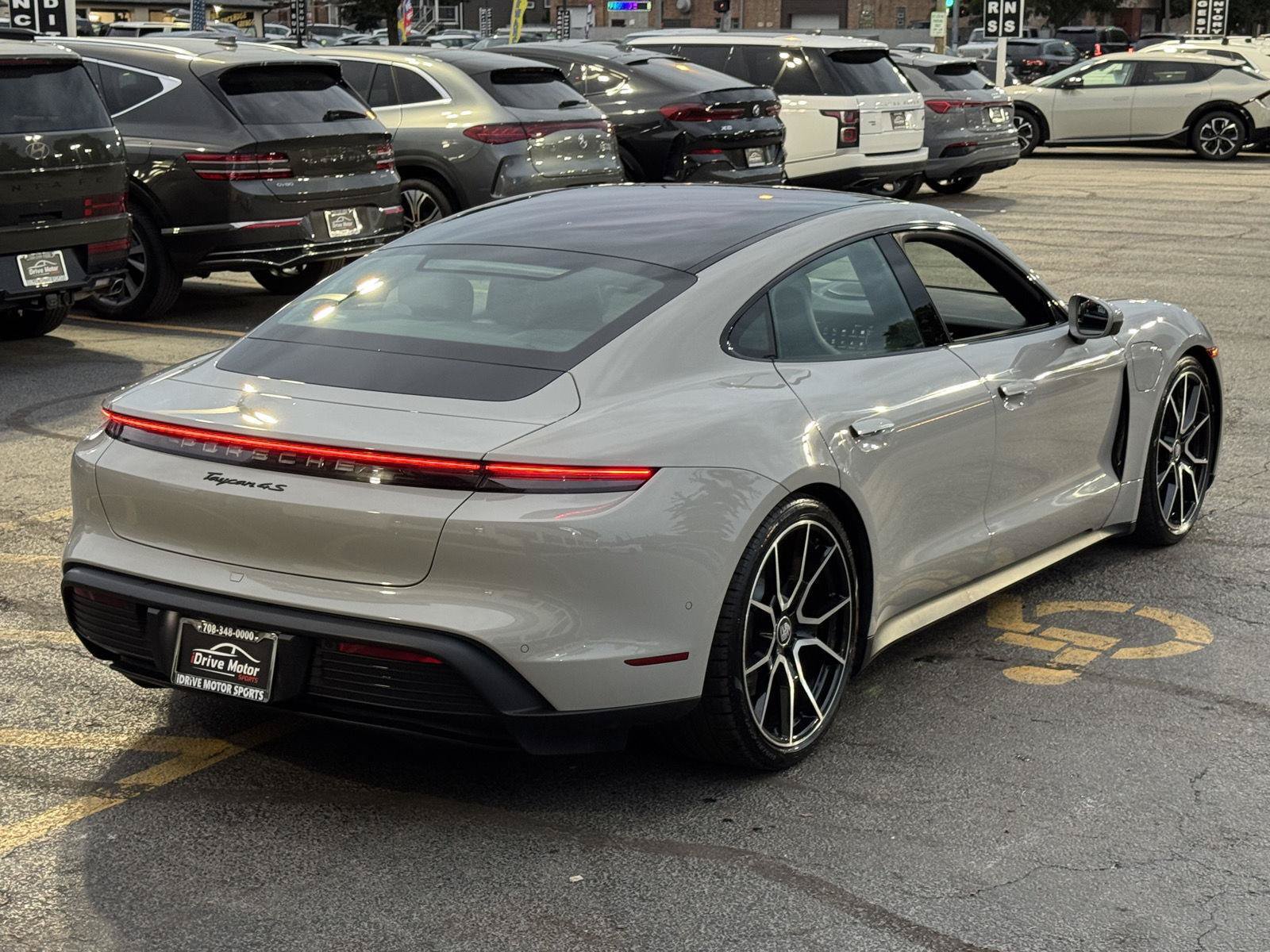 Used 2023 Porsche Taycan 4S w/ Premium Package AWD/4WD image 13
