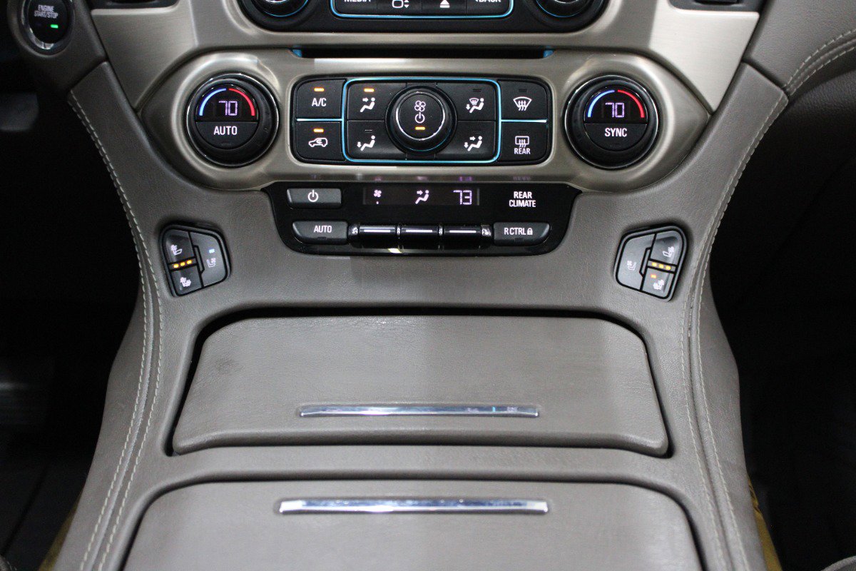 Used 2017 GMC Yukon Denali w/ Open Road Package AWD/4WD image 36