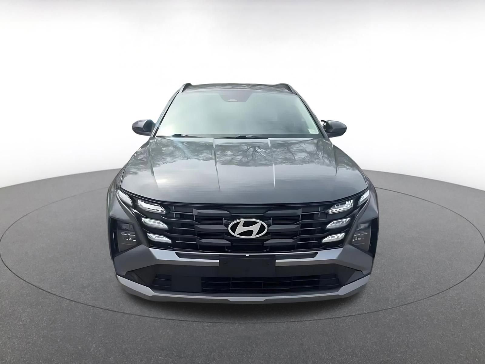 Used 2025 Hyundai Tucson SEL FWD image 4