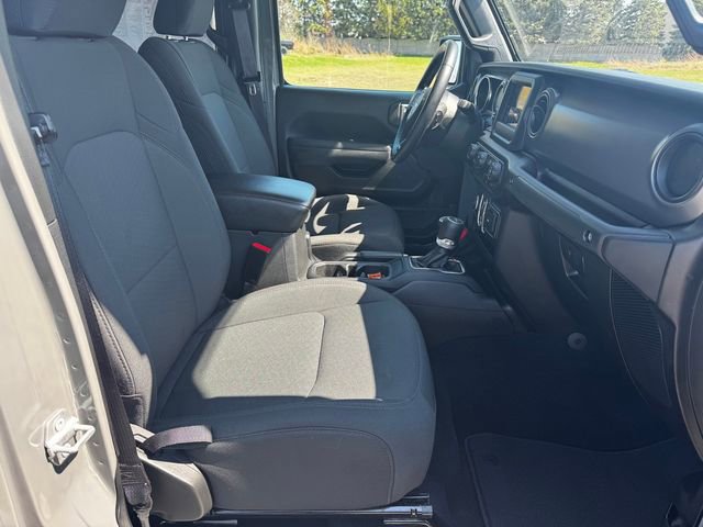 Certified 2022 Jeep Gladiator Sport AWD/4WD image 14