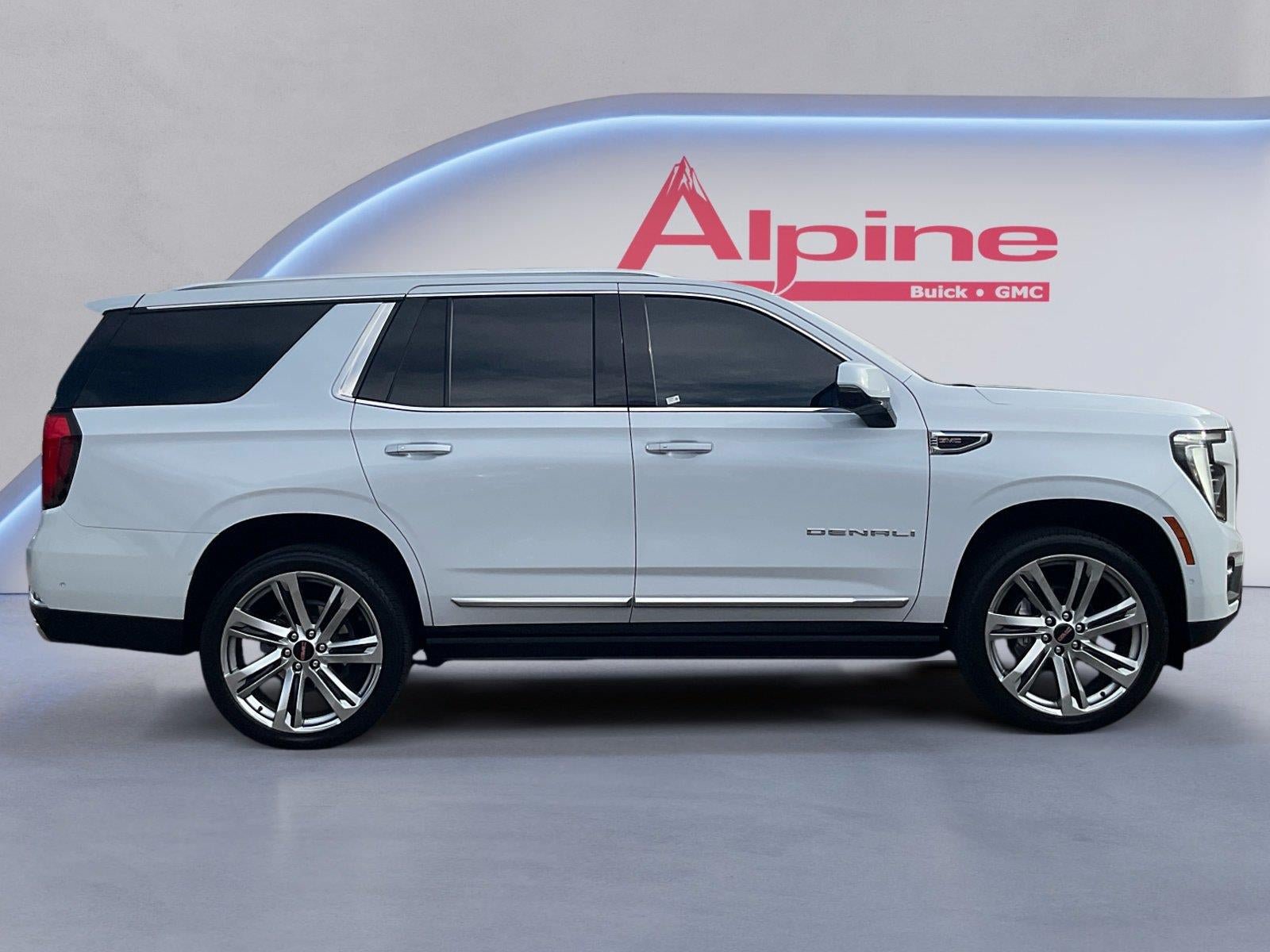 Used 2026 GMC Yukon Denali w/ Denali Reserve Package AWD/4WD image 6