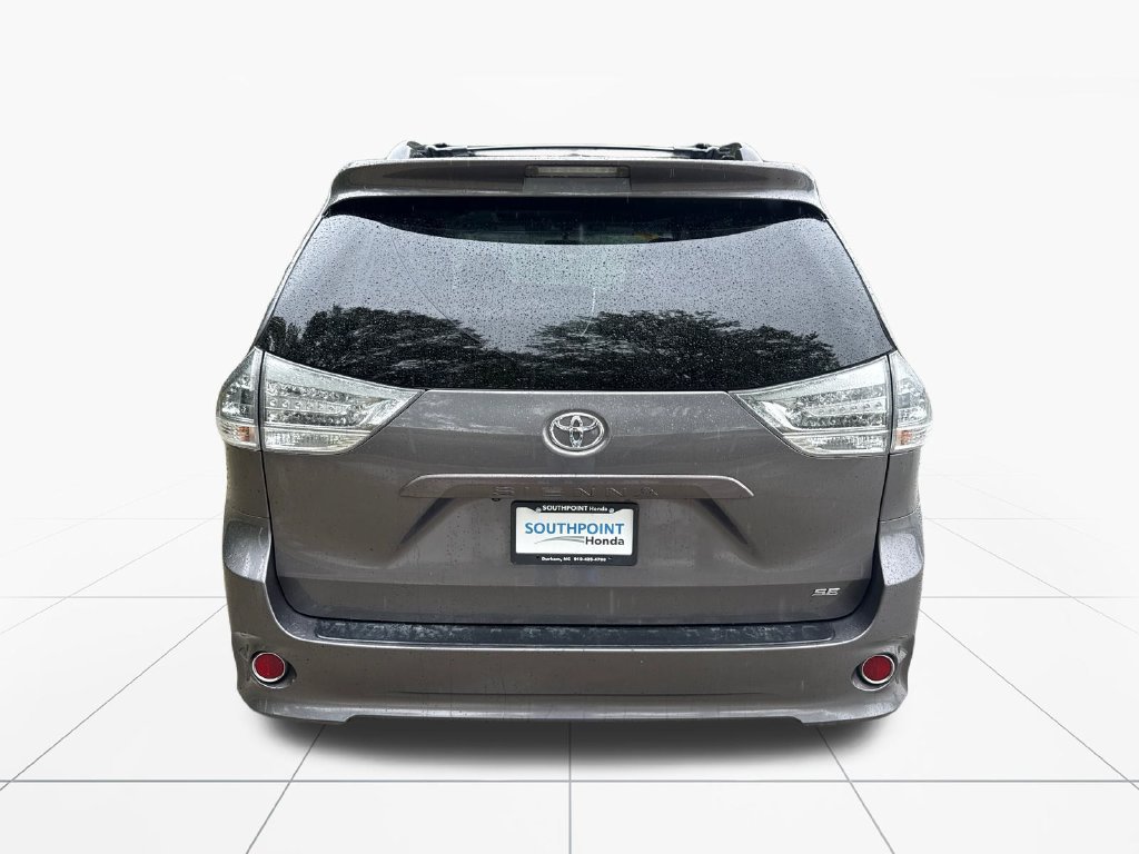 Used 2017 Toyota Sienna SE w/ SE Preferred Package FWD image 7