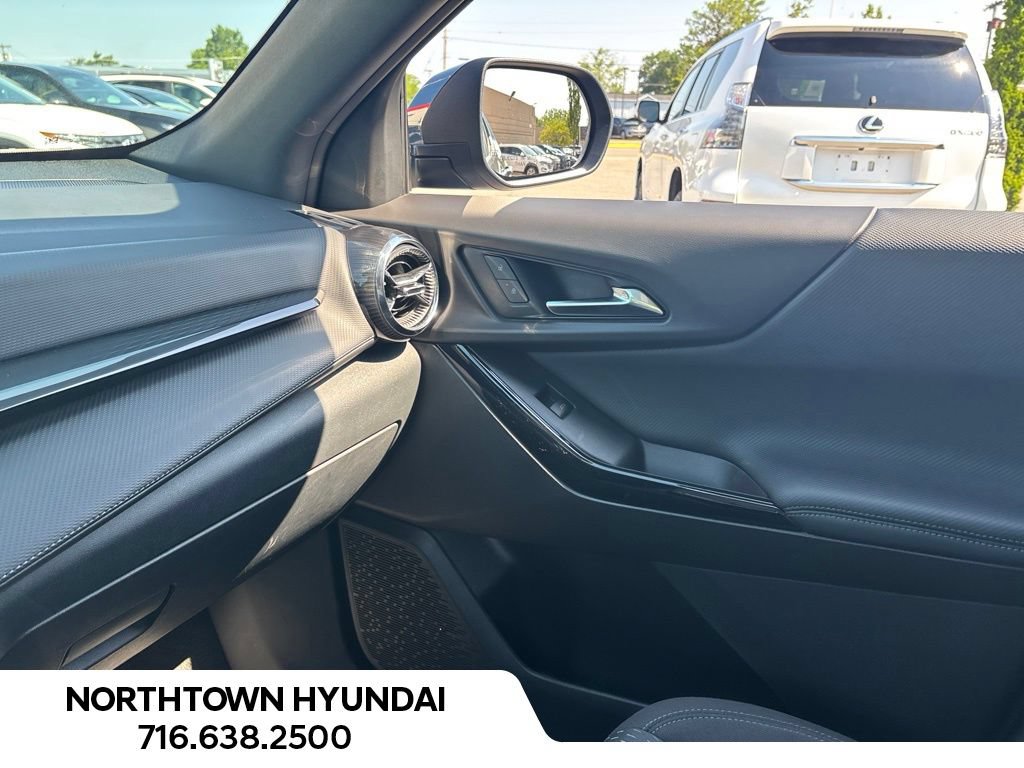 Used 2026 Chevrolet Equinox LT AWD/4WD image 23