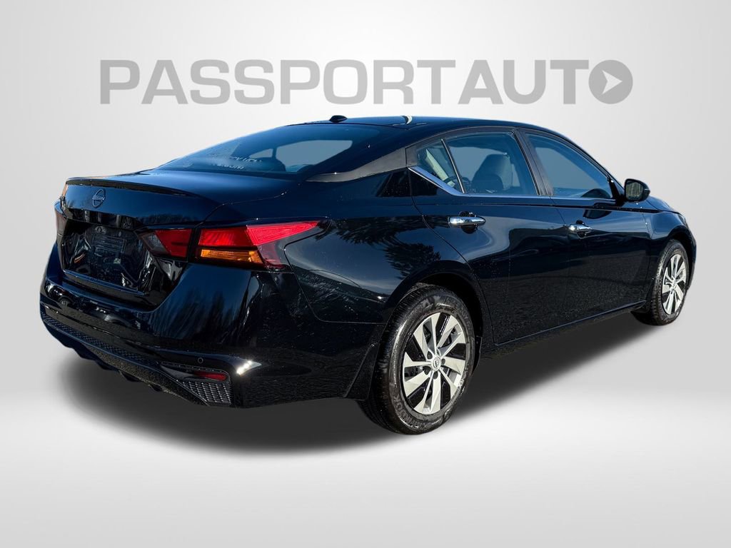 Used 2025 Nissan Altima 2.5 S image 7