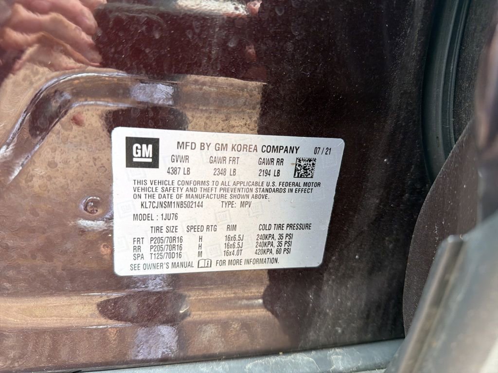 Used 2022 Chevrolet Trax LS w/ Tint and Cruise Package AWD/4WD image 15