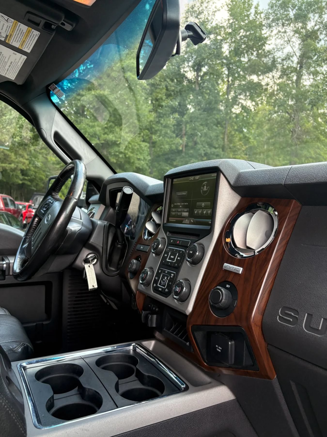 Used 2015 Ford F250 Lariat w/ Lariat Chrome Package AWD/4WD image 36