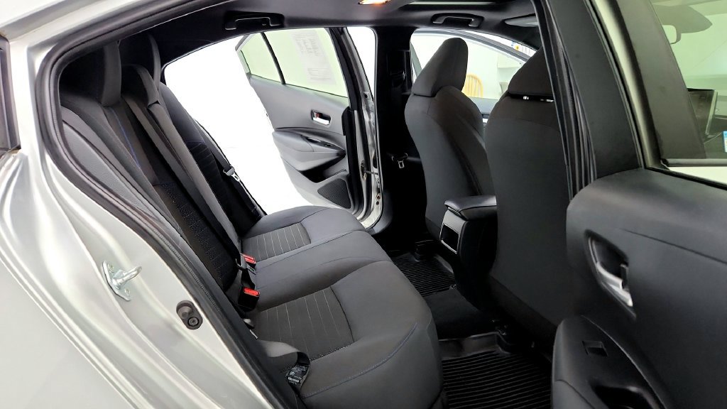 Certified 2022 Toyota Corolla SE w/ SE Premium Package FWD image 15