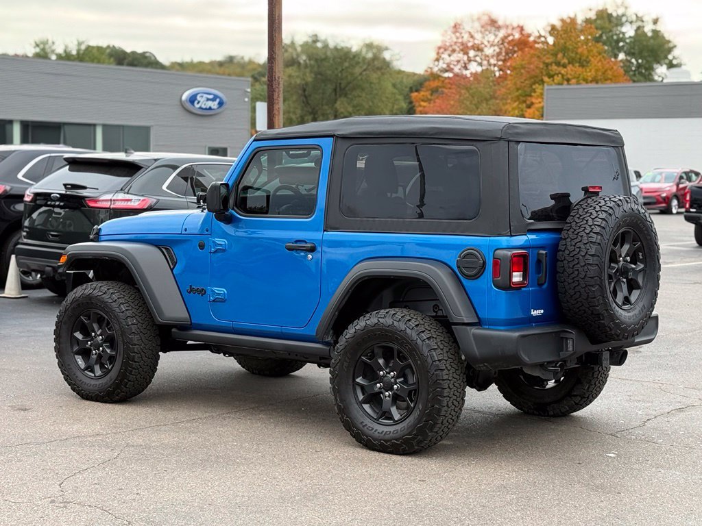 Used 2022 Jeep Wrangler Sport AWD/4WD image 32