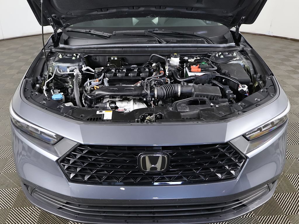 Used 2025 Honda Accord SE image 17