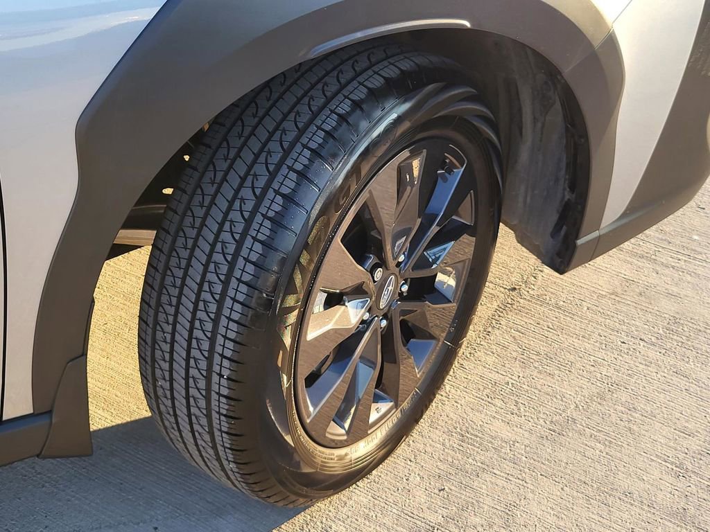 Certified 2025 Subaru Outback Onyx Edition image 6