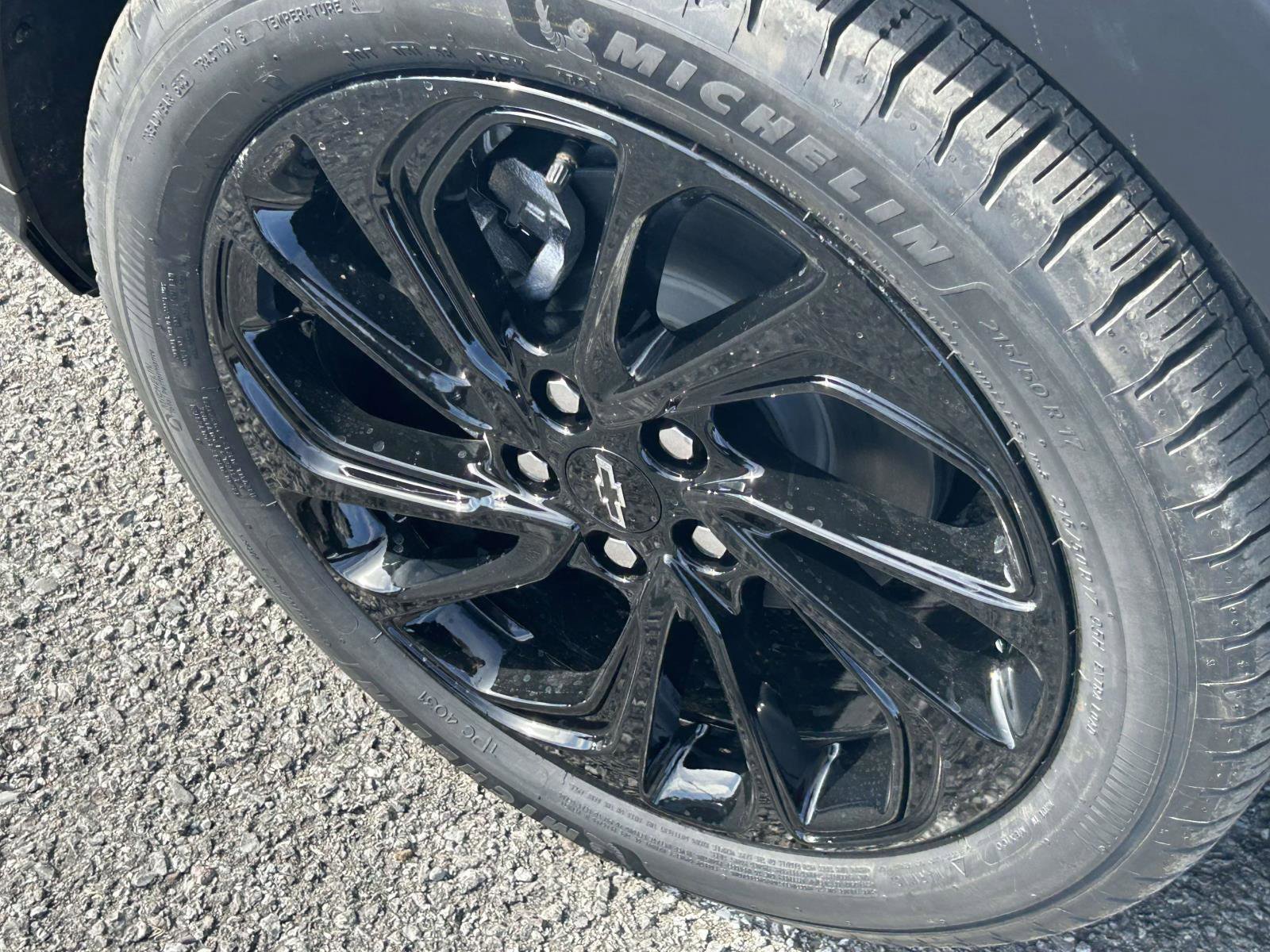 New 2027 Chevrolet Bolt RS FWD image 9