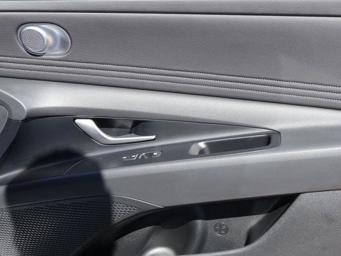 New 2026 Hyundai Elantra Limited image 13