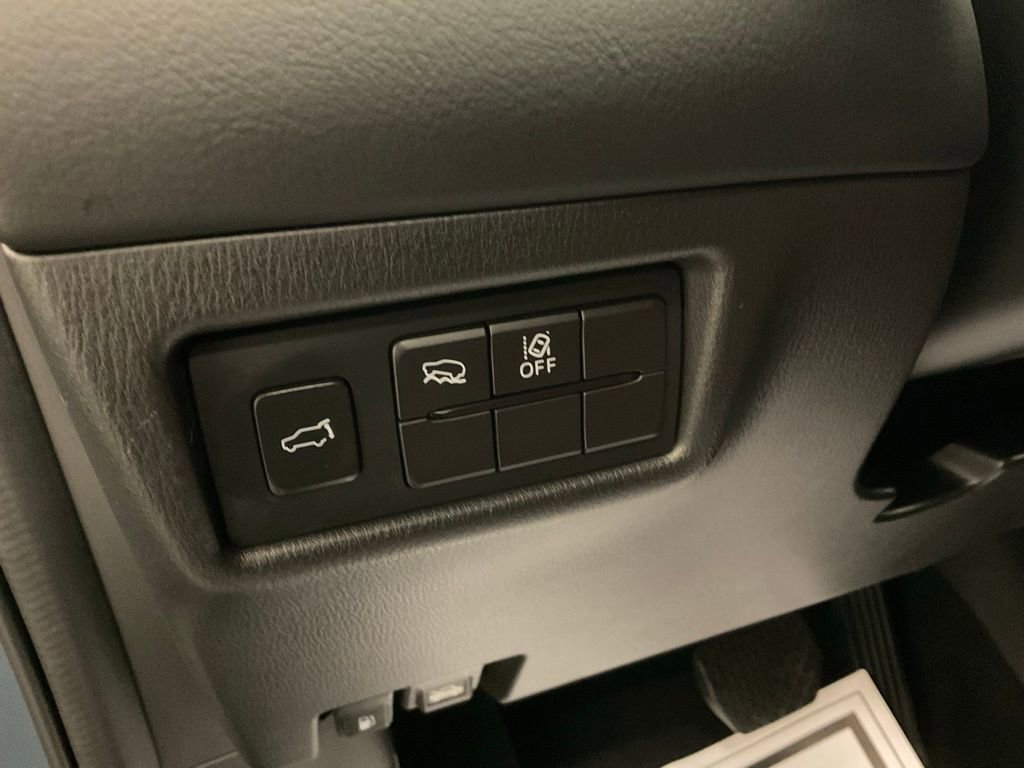 Used 2021 MAZDA CX-5 Carbon Edition image 28