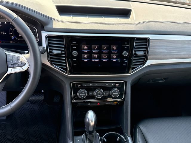 Certified 2022 Volkswagen Atlas SEL image 21