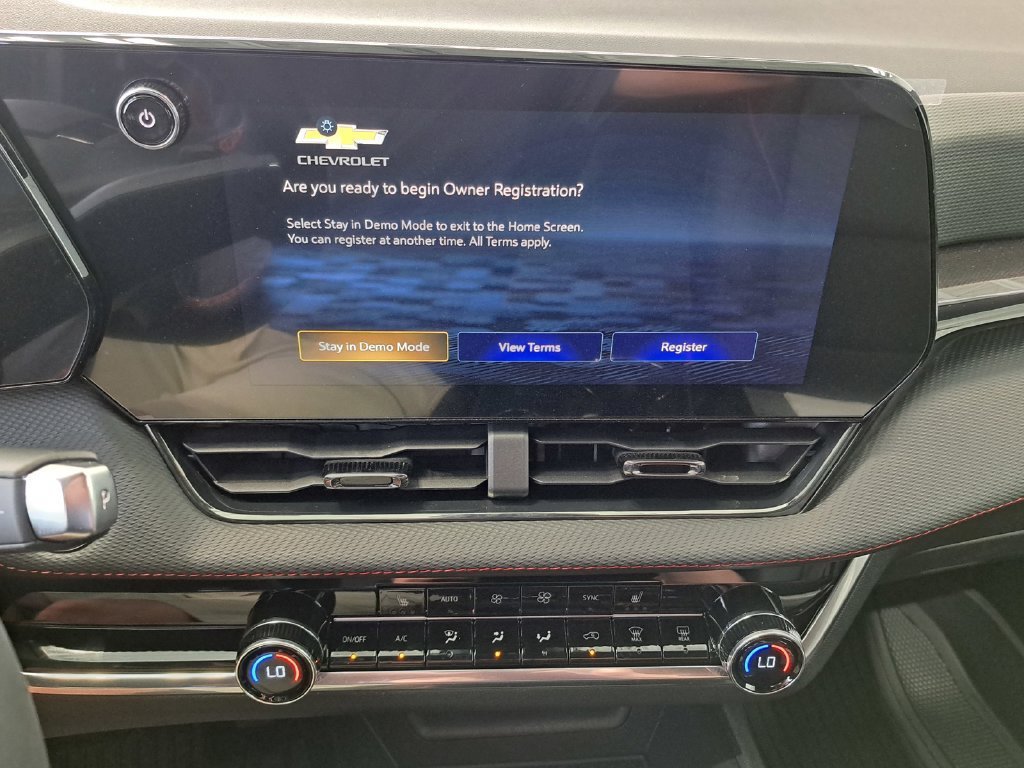 New 2027 Chevrolet Equinox RS w/ Safety and Technology Package FWD image 10