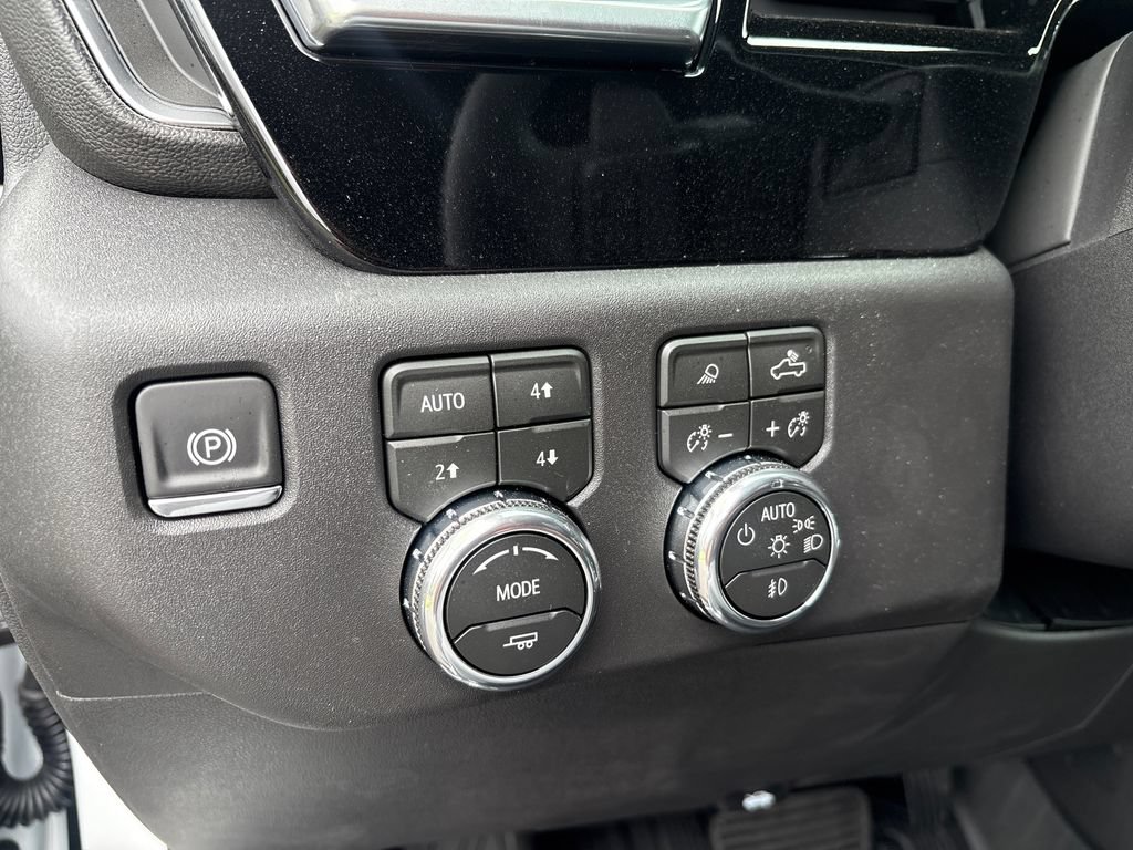 New 2026 GMC Sierra 1500 SLT w/ SLT Convenience Package AWD/4WD image 19