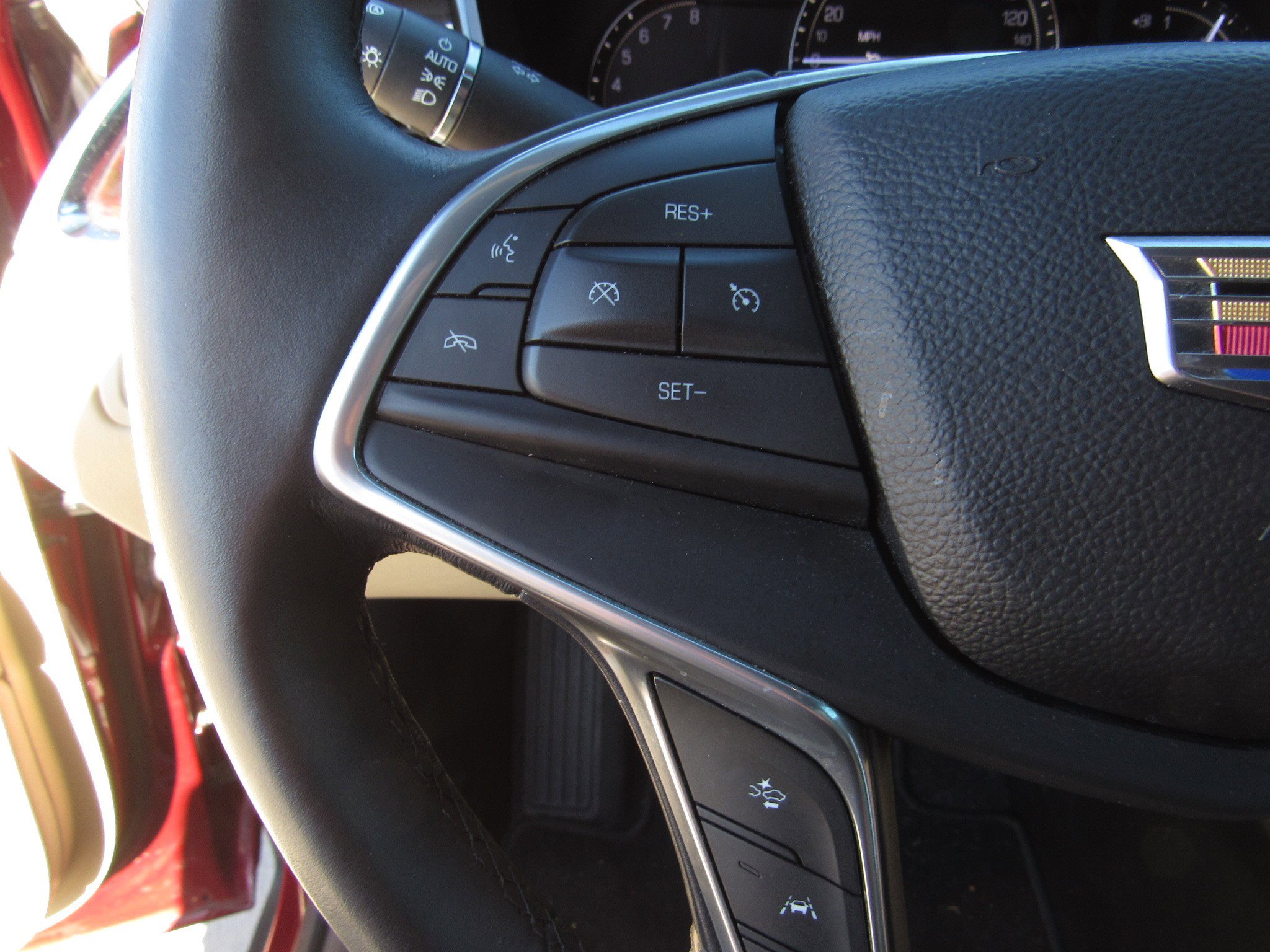 Used 2017 Cadillac XT5 Luxury w/ Driver Awareness Package image 26