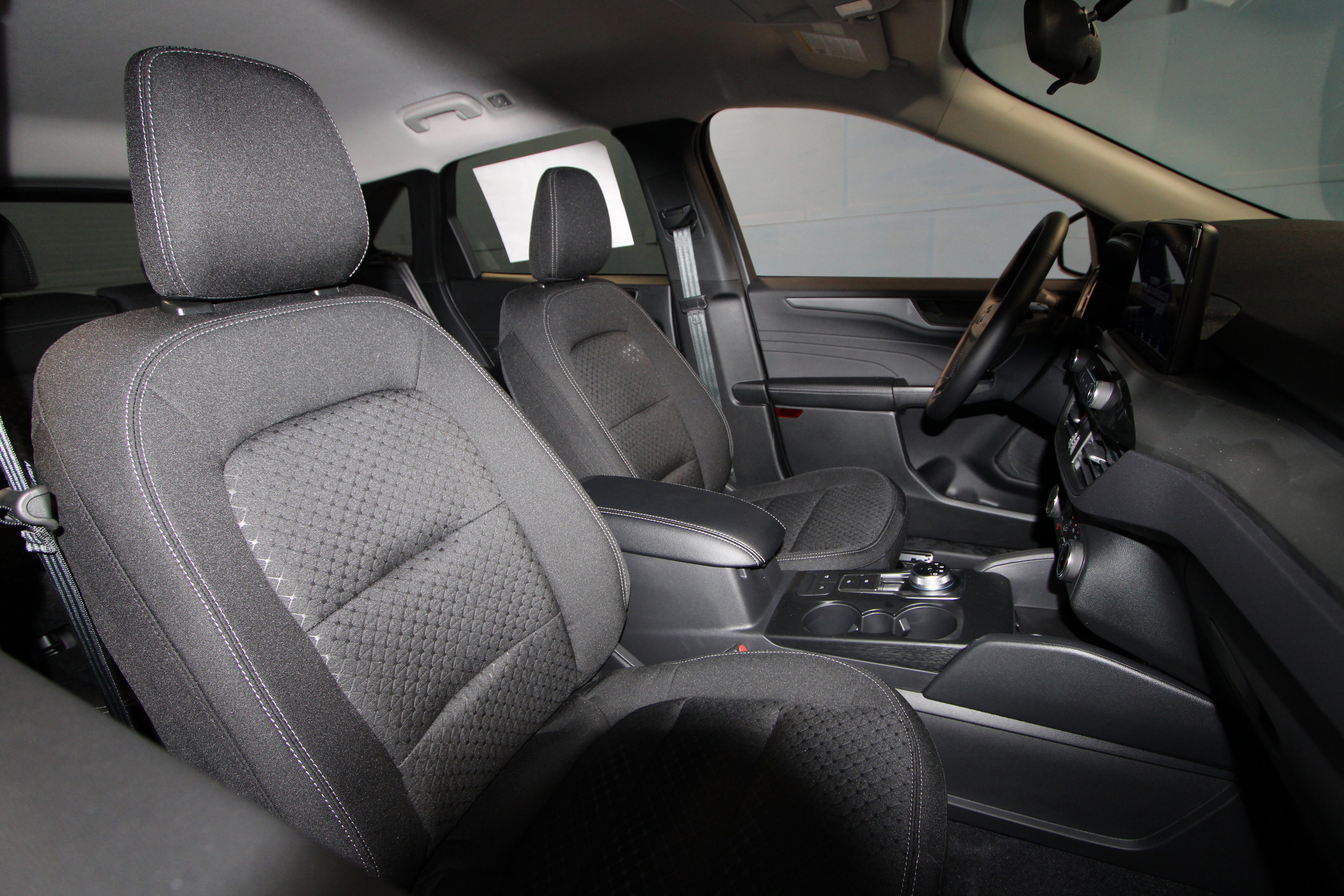 New 2026 Ford Escape Active w/ Cold Weather Package FWD image 19