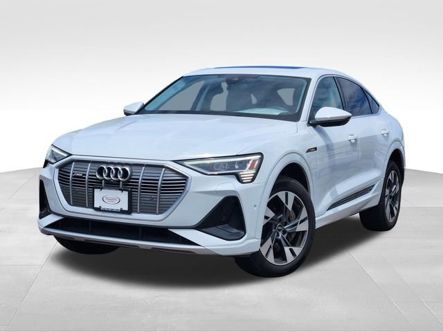 Used 2022 Audi e-tron Premium Plus AWD/4WD image 1