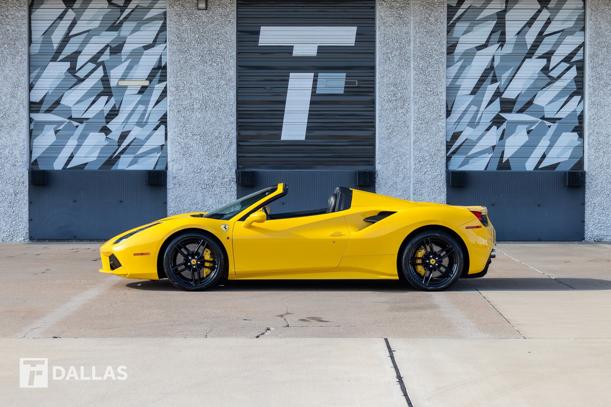 Used 2017 Ferrari 488 Spider RWD image 7