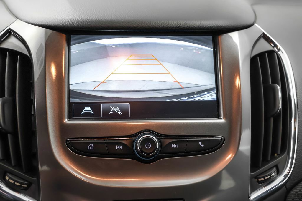 Used 2017 Chevrolet Cruze LT image 7