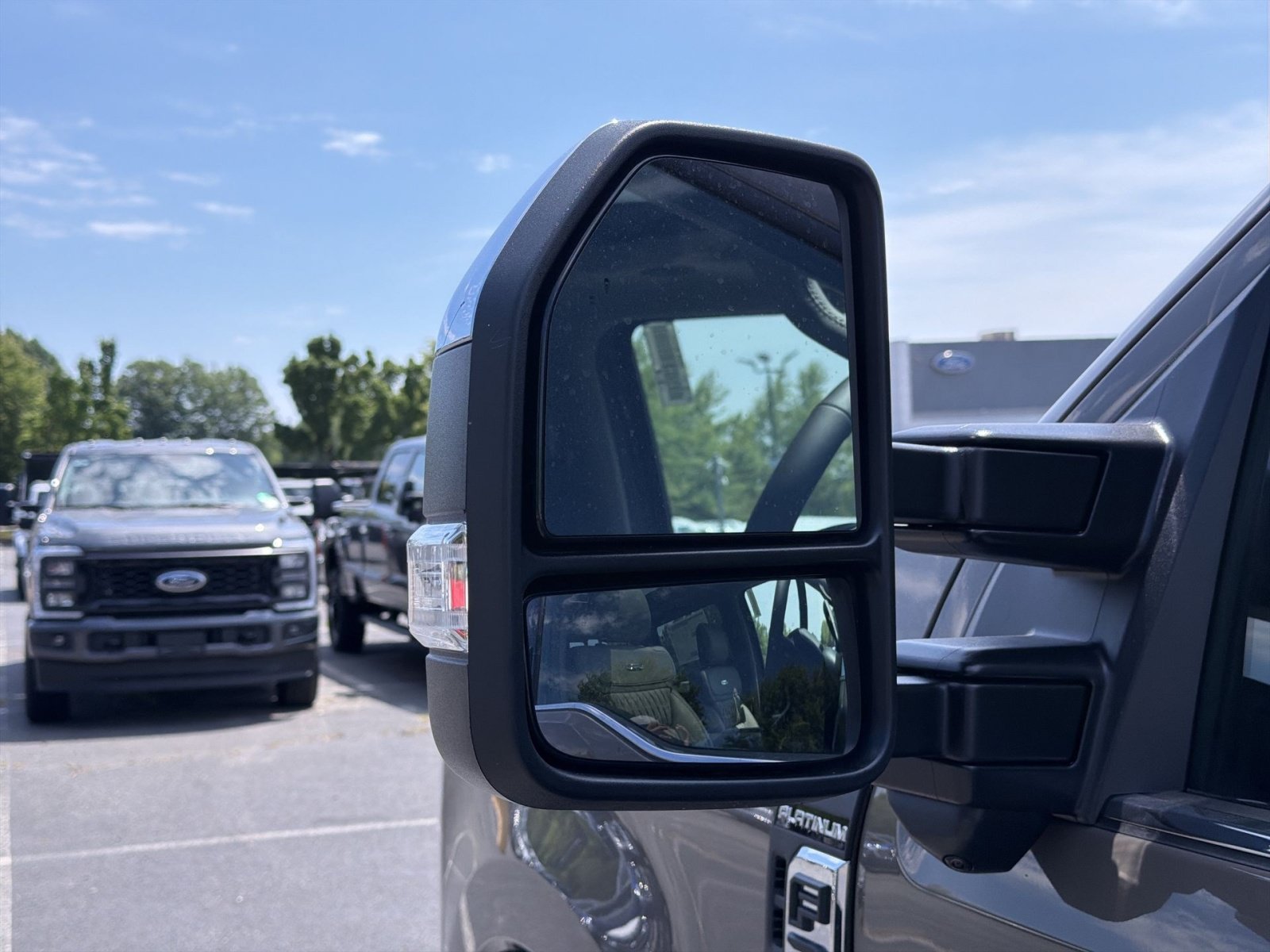 New 2026 Ford F350 Platinum w/ Platinum Plus Package AWD/4WD image 15