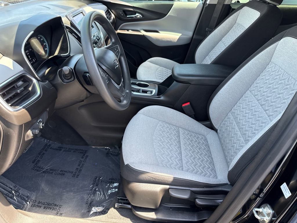 Used 2022 Chevrolet Equinox LS w/ LPO, Cargo Package FWD image 24