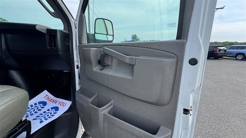 Used 2017 Chevrolet Express 2500 LS RWD image 35