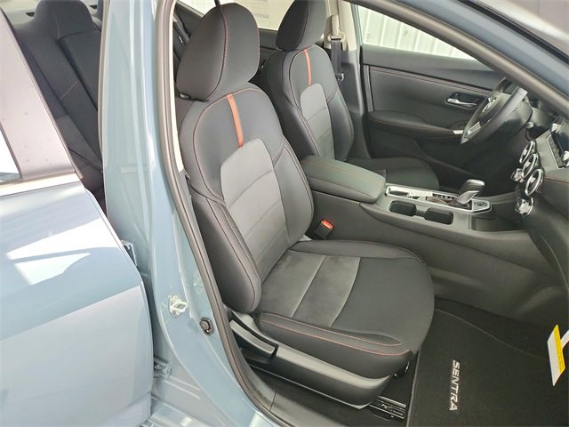 New 2025 Nissan Sentra SR image 33