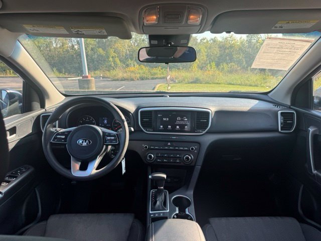 Used 2020 Kia Sportage LX AWD/4WD image 18