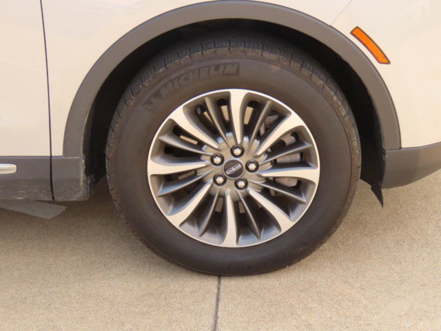 Certified 2023 Lincoln Nautilus FWD w/ Premium Package image 7