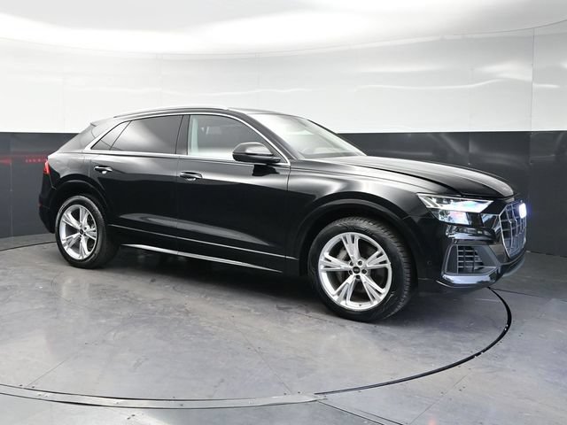 Used 2023 Audi Q8 Prestige AWD/4WD image 3