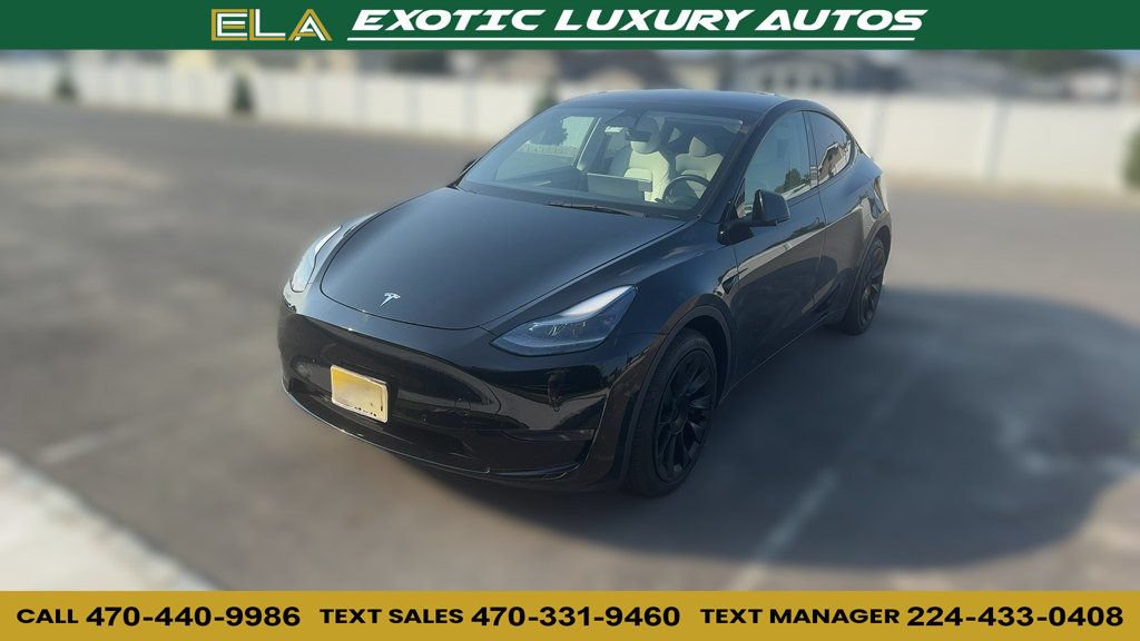 Used 2022 Tesla Model Y Long Range AWD/4WD image 1