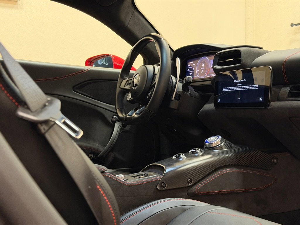 Used 2022 Maserati MC20 Coupe RWD image 30