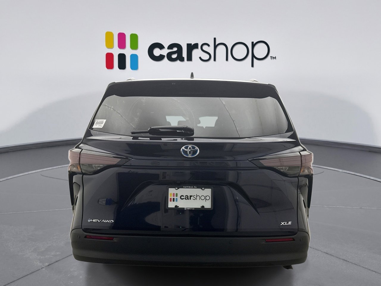 Used 2025 Toyota Sienna XLE AWD/4WD image 4
