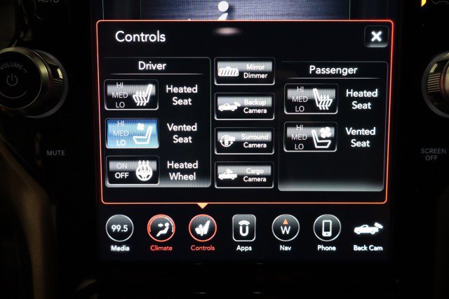 Used 2019 RAM 2500 Laramie w/ Black Appearance Package AWD/4WD image 52