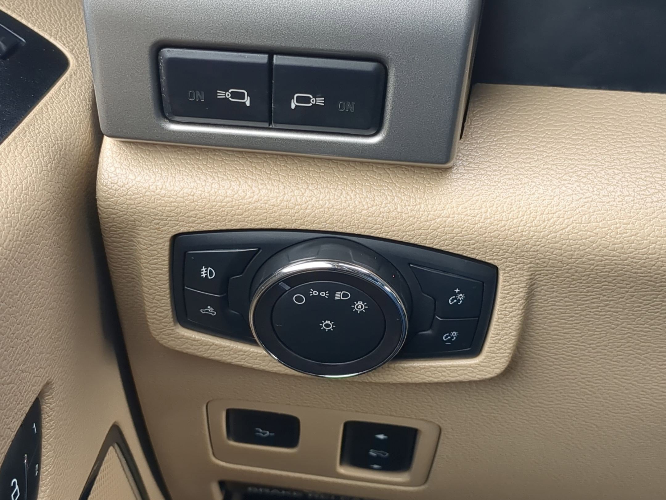 Used 2019 Ford F250 Lariat w/ Lariat Ultimate Package image 17