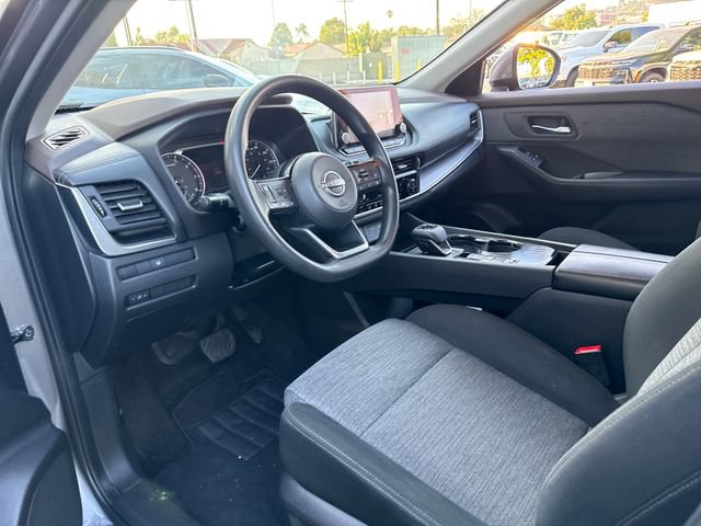 Used 2023 Nissan Rogue SV FWD image 29