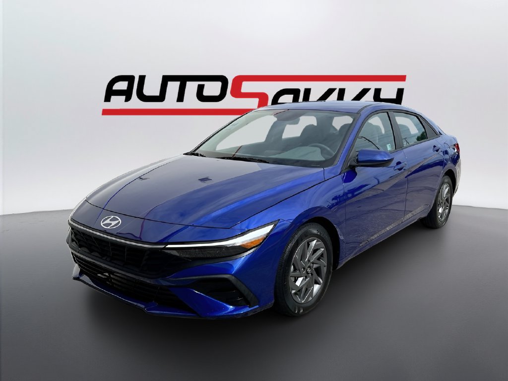 Used 2024 Hyundai Elantra SEL FWD image 3