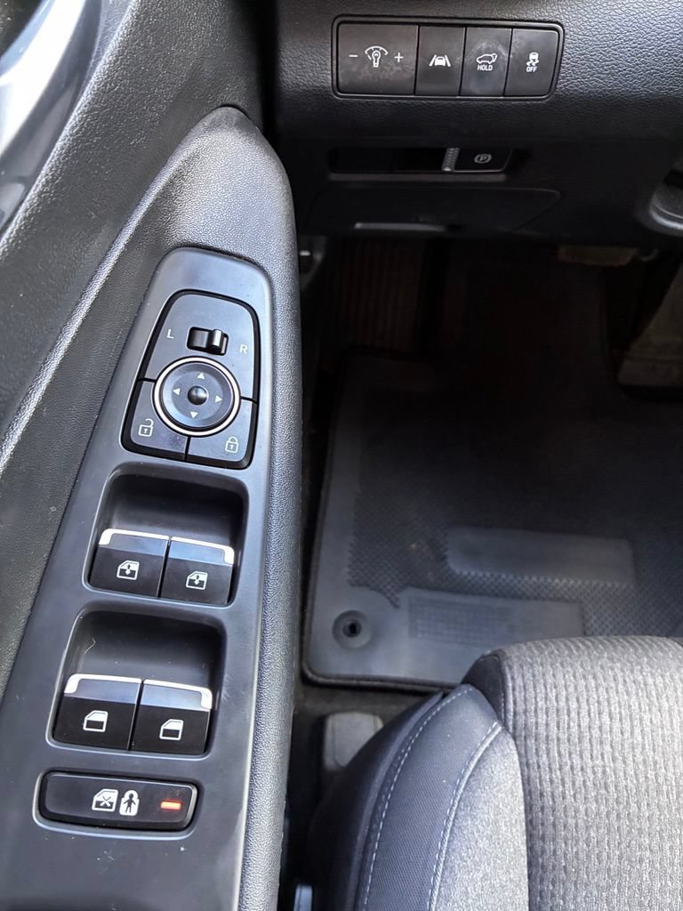 Used 2023 Hyundai Santa Fe SEL AWD/4WD image 23
